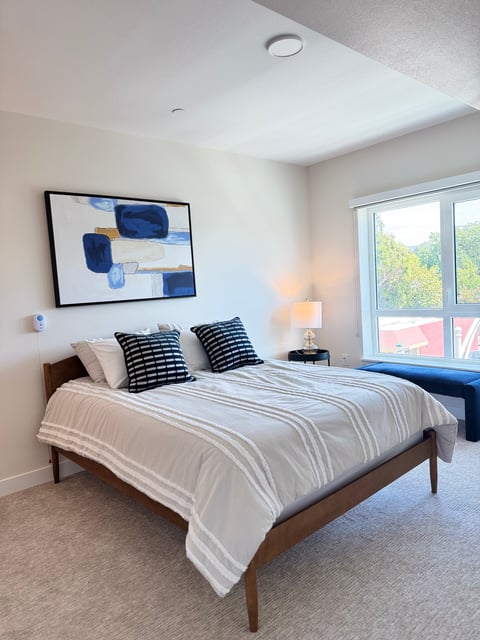 14_Bedroom